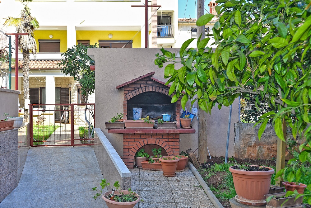 Apartments 2224