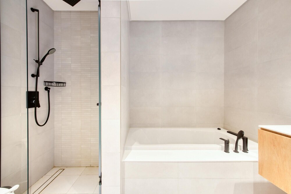 Smart and Contemporary Apt With Burj Khalifa View