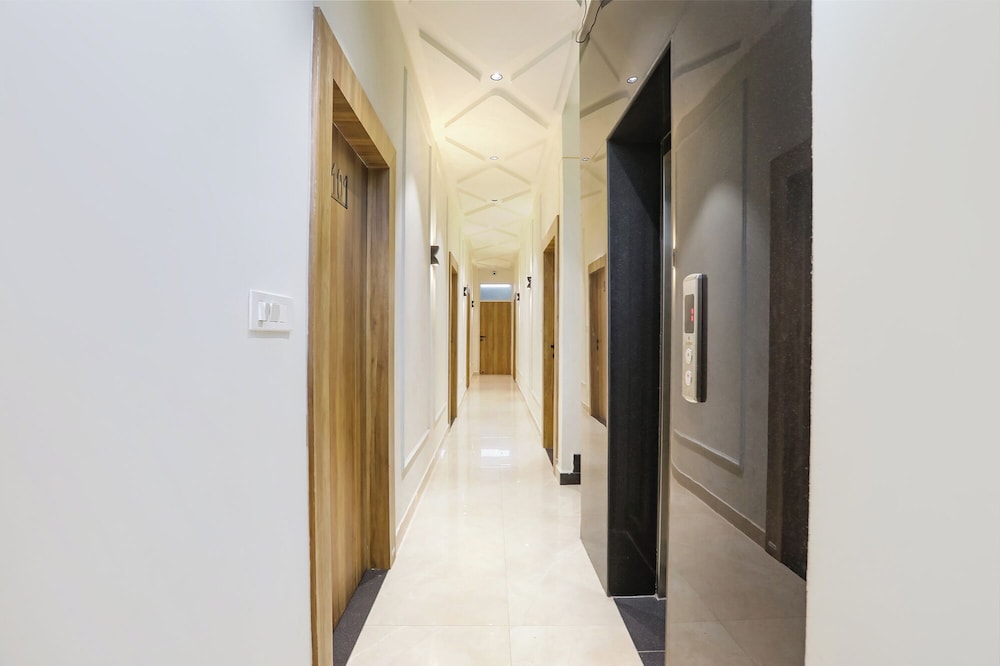 Fabhotel Gurukripa