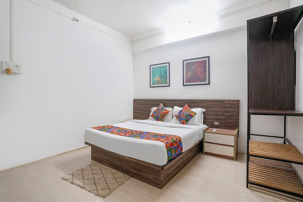 Fabhotel Mazzo Residency