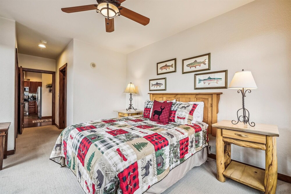 Main Street Station 3305 3 Bedroom Condo