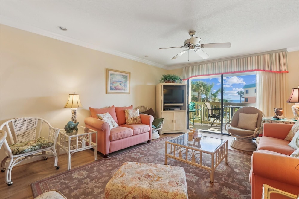 Oceanfront Splendor: Luxe Sea Haven Condo Near St. Augustine