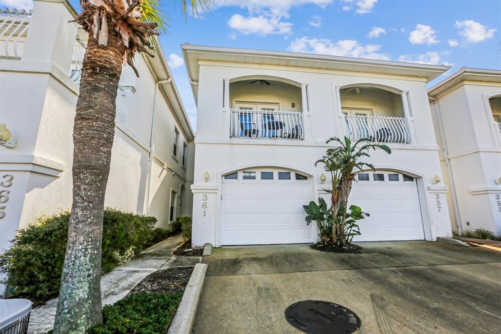 Beachside Bliss: 3BR Coastal Condo w/ Pools & Patio in St. Augustine