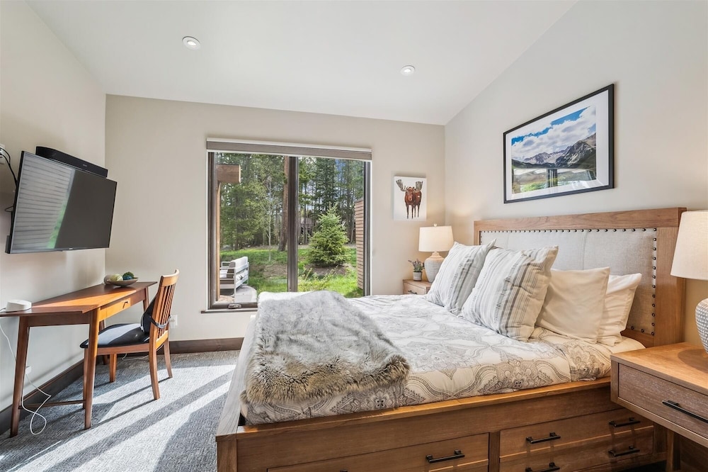 Chateau Breck 4 Bedroom Townhouse