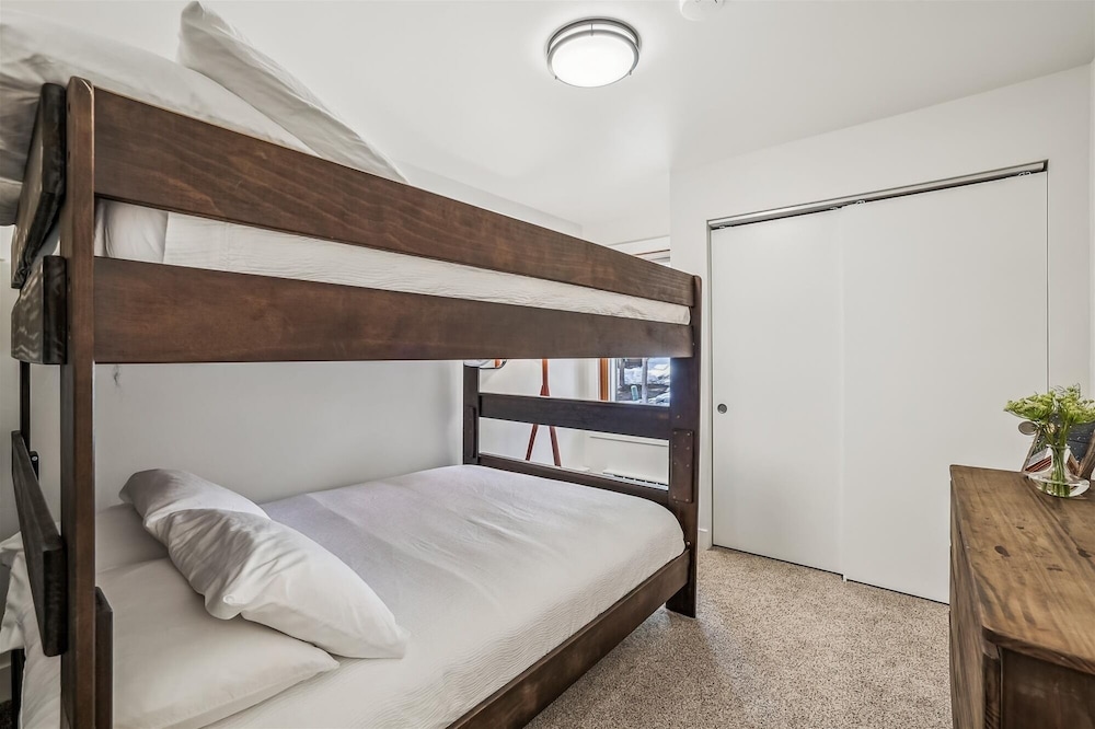 Sundowner Ii 201 2 Bedroom Condo