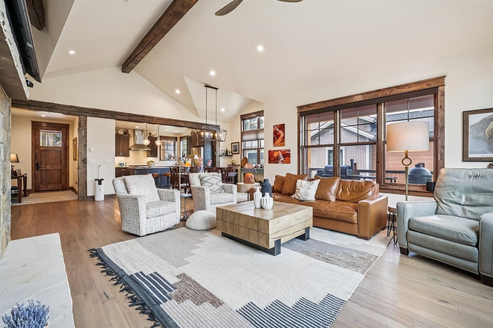 Breck Mountain Getaway 4 Bedroom Home