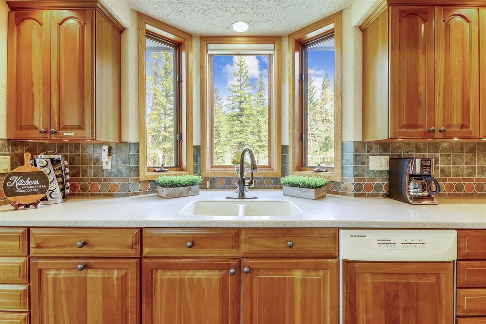Evergreen Lodge