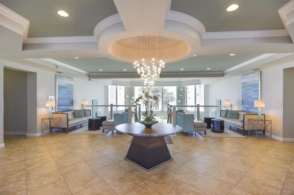 Silver Beach 1104w 3 Bedroom Condo