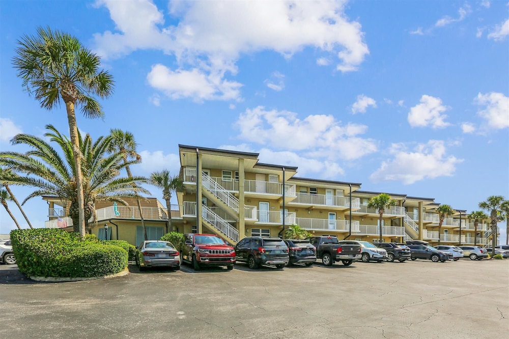 Oceanic Luxury: Historic St. Augustine Gem