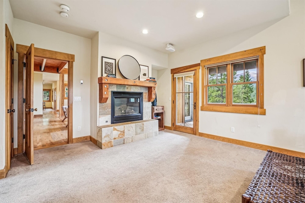 Little Bear Lodge 4 Bedroom Home