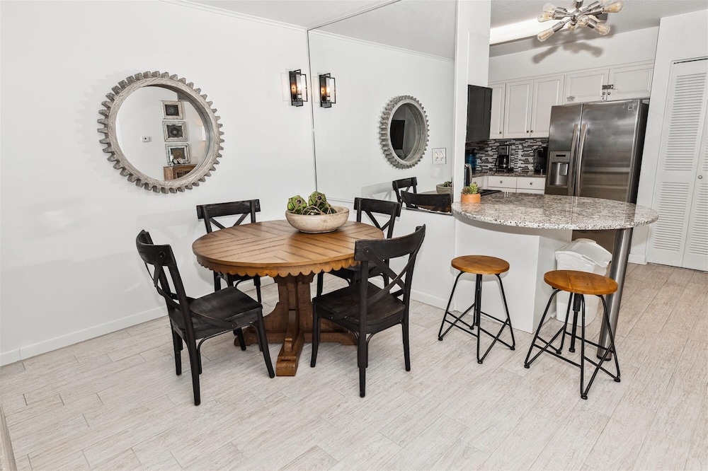 Dolphin Point 404a 2 Bedroom Condo by RedAwning
