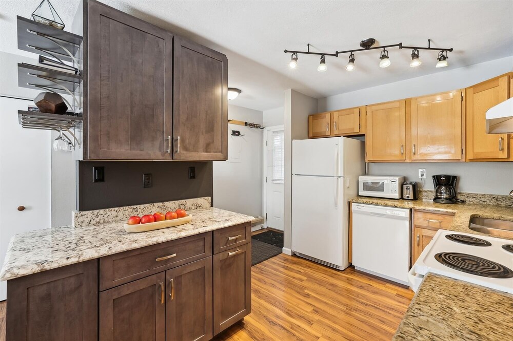 Snowdance 102a 3 Bedroom Condo