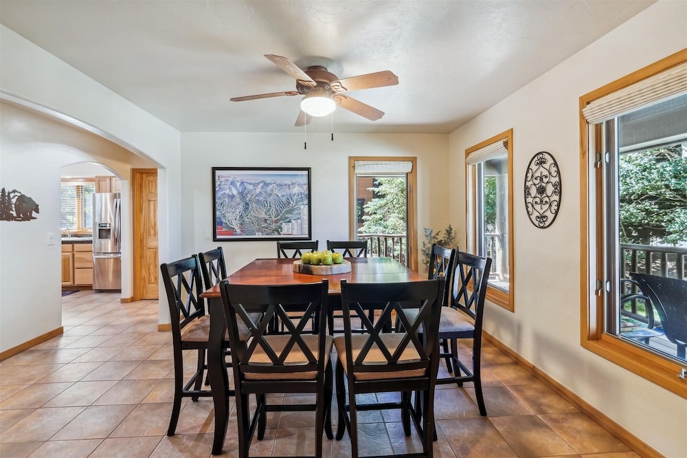 Legend Lake Lookout 4 Bedroom Home