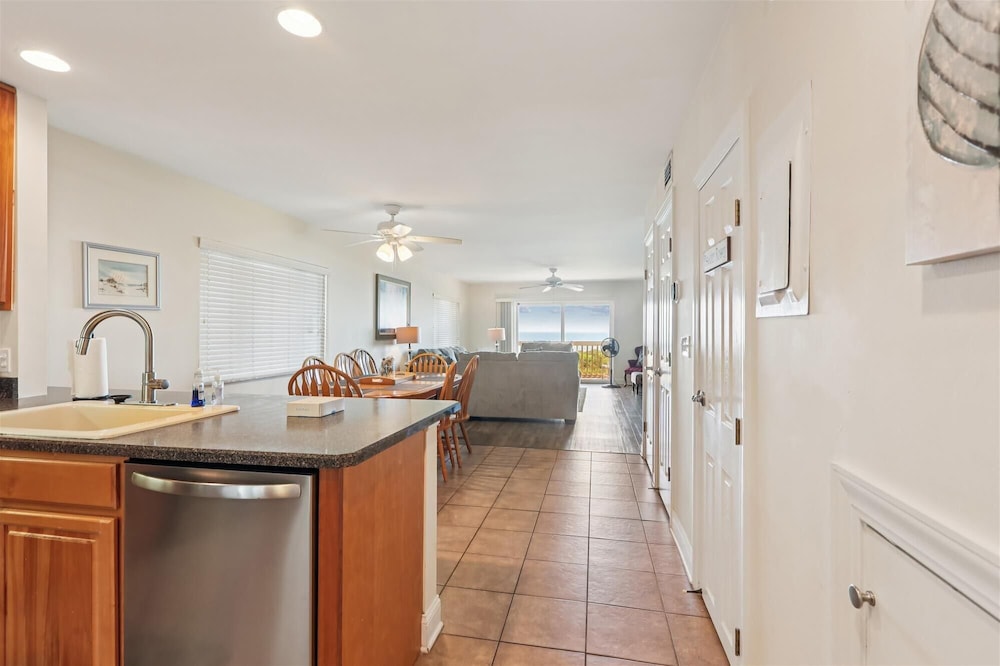 Sea Haven 512