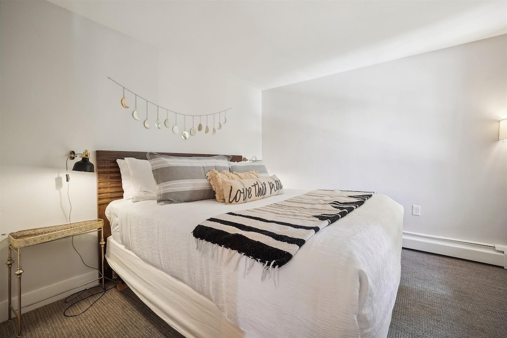 Gold Camp 54 2 Bedroom Condo