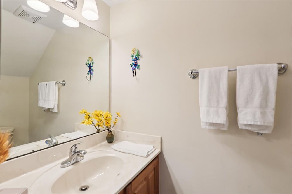 Sea Haven 512