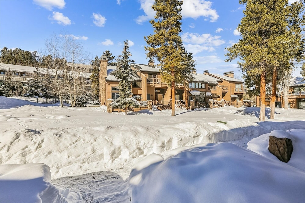 Cedars 24 3 Bedroom Duplex