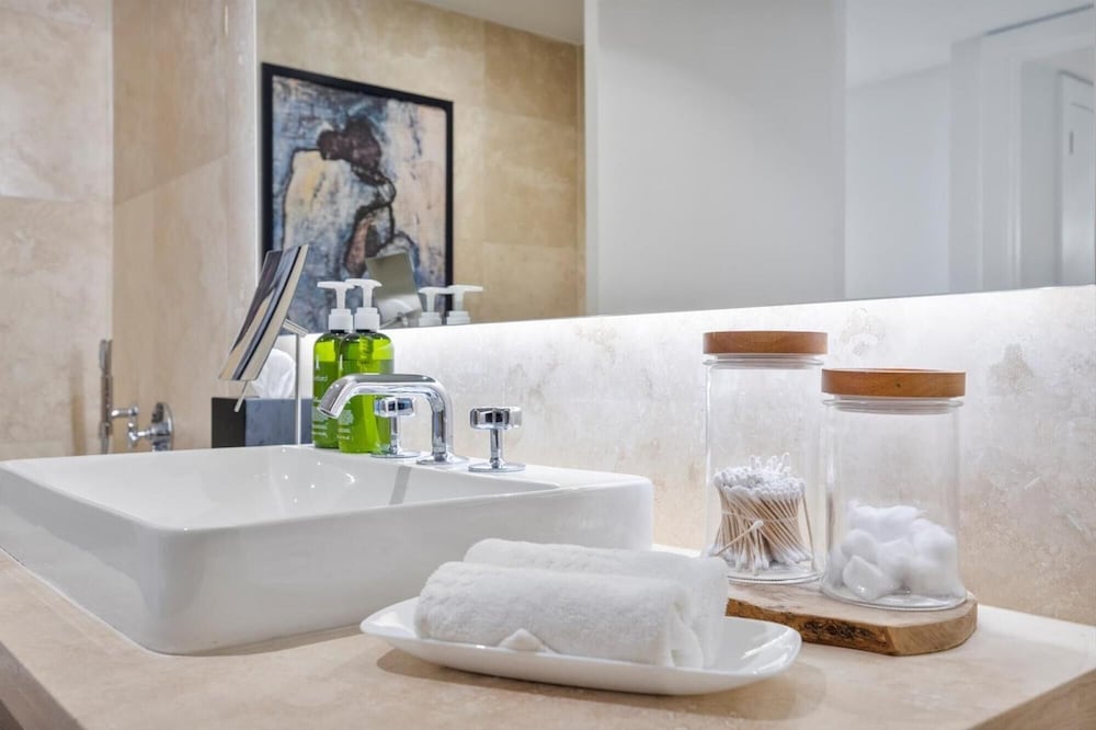 Sweet Breeze 1 1 5 City View Condo 931 view 5