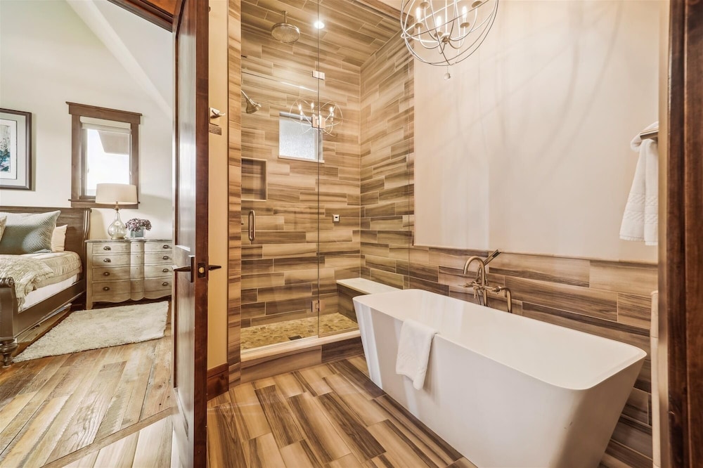 Highwoods At Shock Hill 4 Bedroom Townhouse by RedAwning