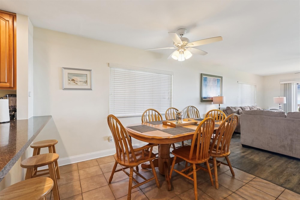 Sea Haven 512