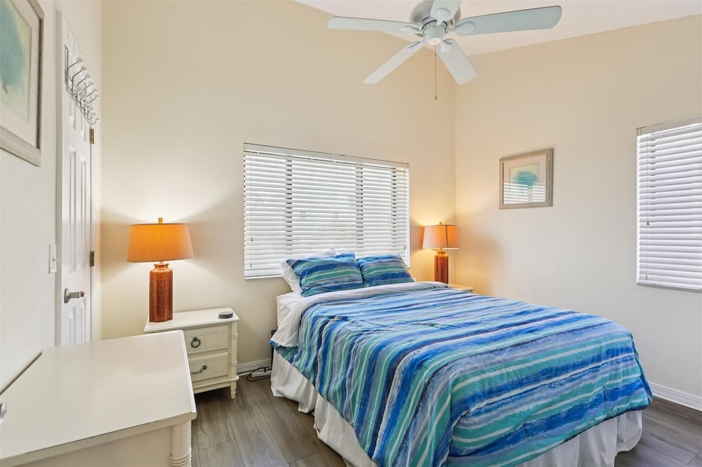 Sea Haven 512