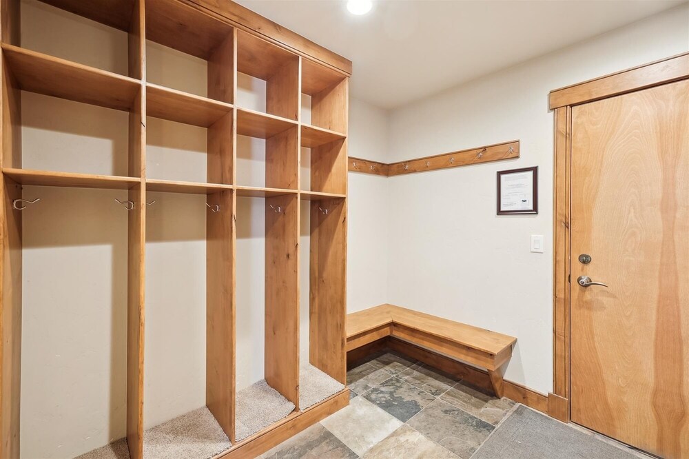 The Beaver Lodge At Breckenridge 4 Bedroom Home