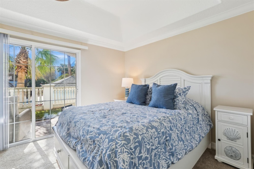 Beachside Bliss: 3BR Coastal Condo w/ Pools & Patio in St. Augustine