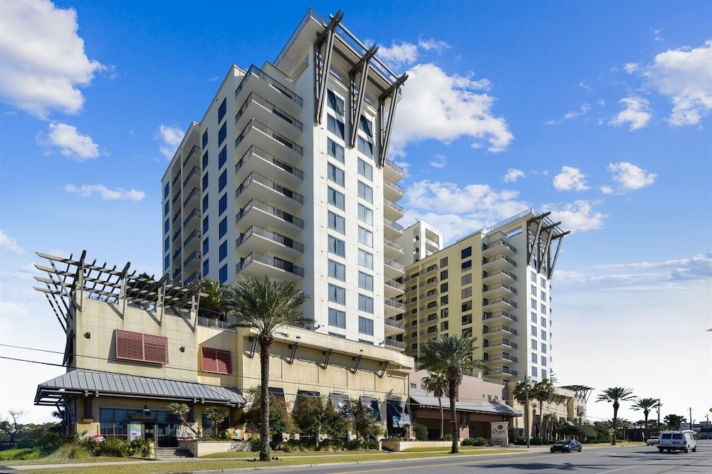Origin at Seahaven 1036/1038 - 2 Bedroom Unit 2 Home by RedAwning view 5