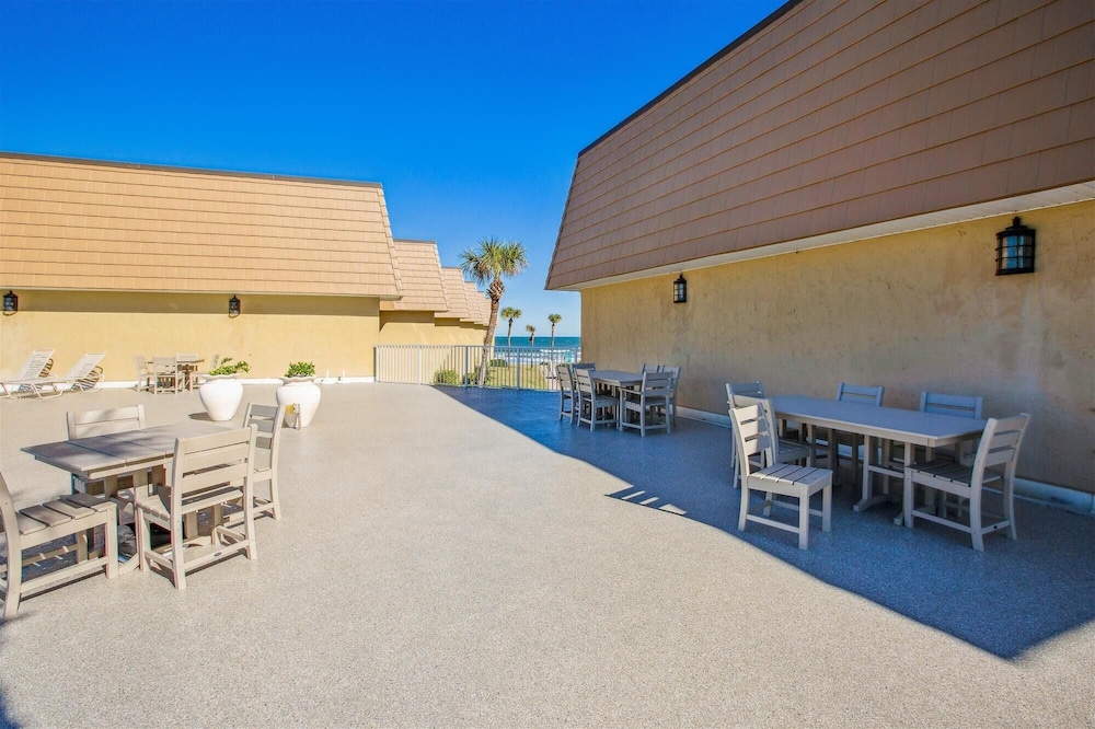 Oceanic Luxury: Historic St. Augustine Gem