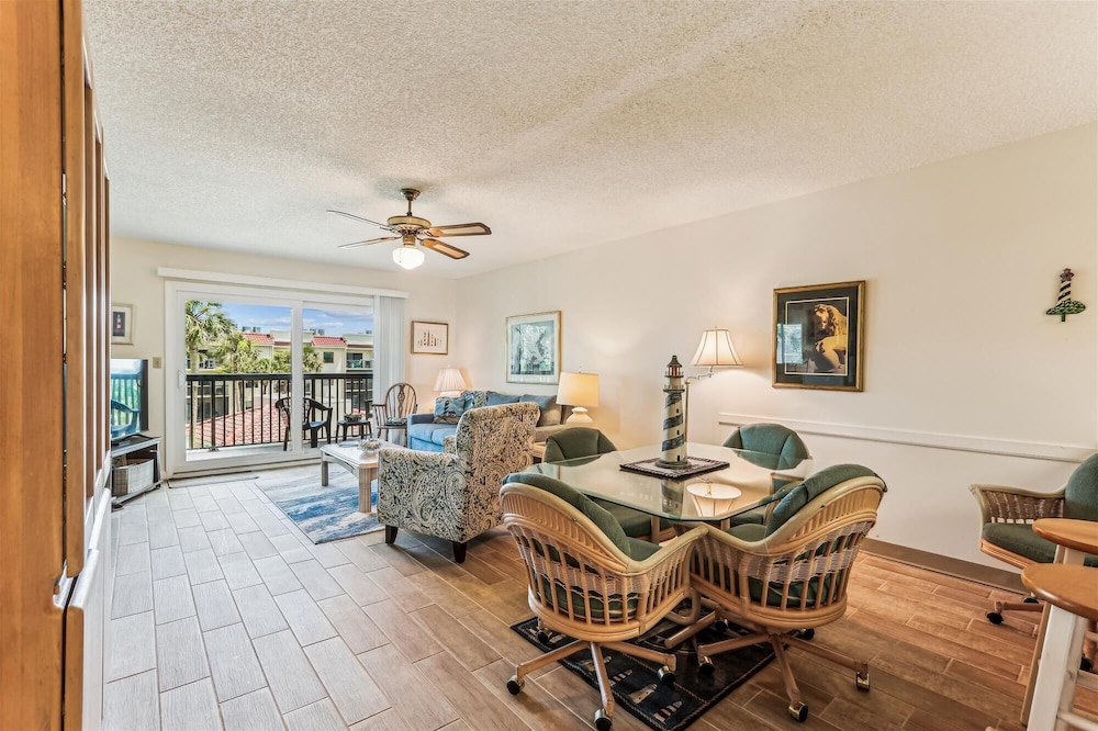 Cozy St. Augustine Getaway Scenic Views & Modern Comforts
