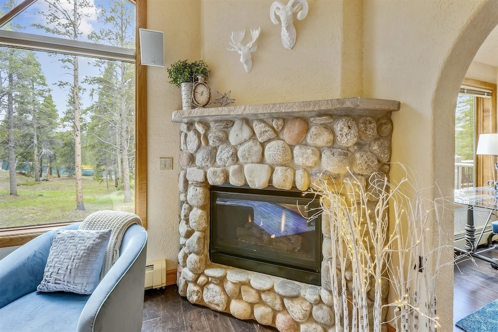 Evergreen Lodge