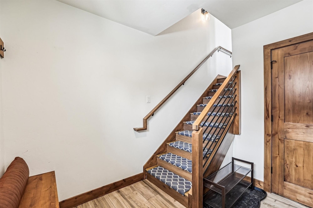 Decked Out Downtown 3 Bedroom Townhouse