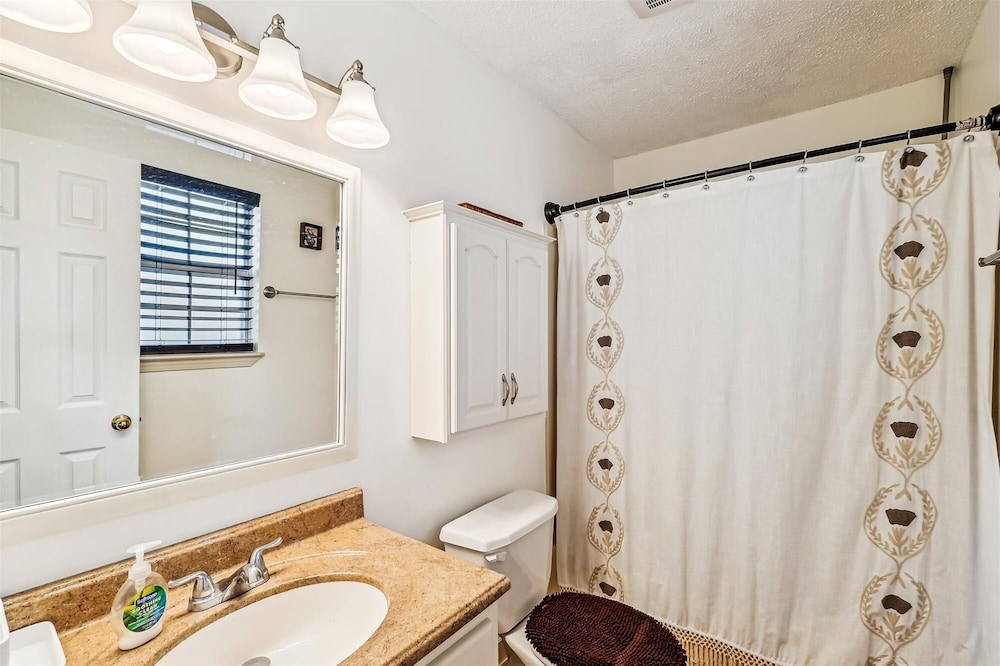 17007 Firenzo Ave 3 Bedroom Home