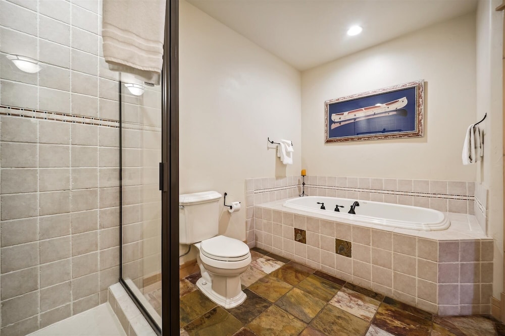 Cucumber Patch 44 4 Bedroom Townhouse by RedAwning