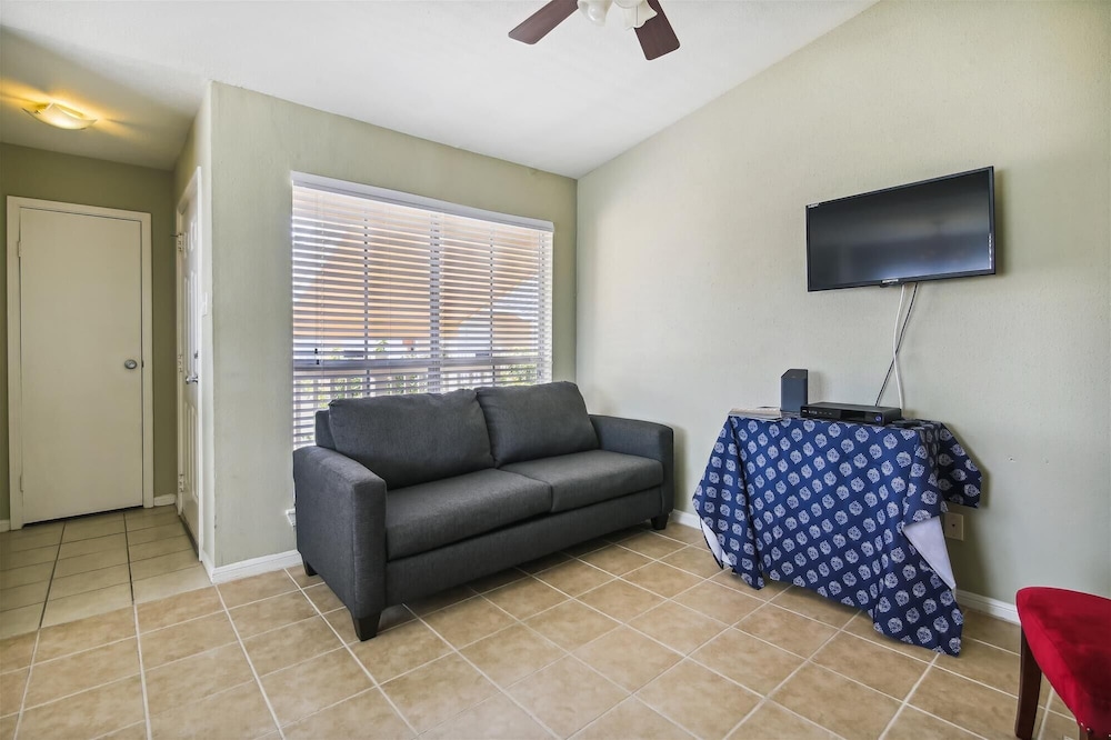 Palms at Cove View 1324 - Summer Daze view 5