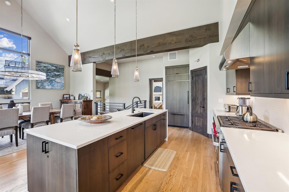 Chateau Breck 4 Bedroom Townhouse