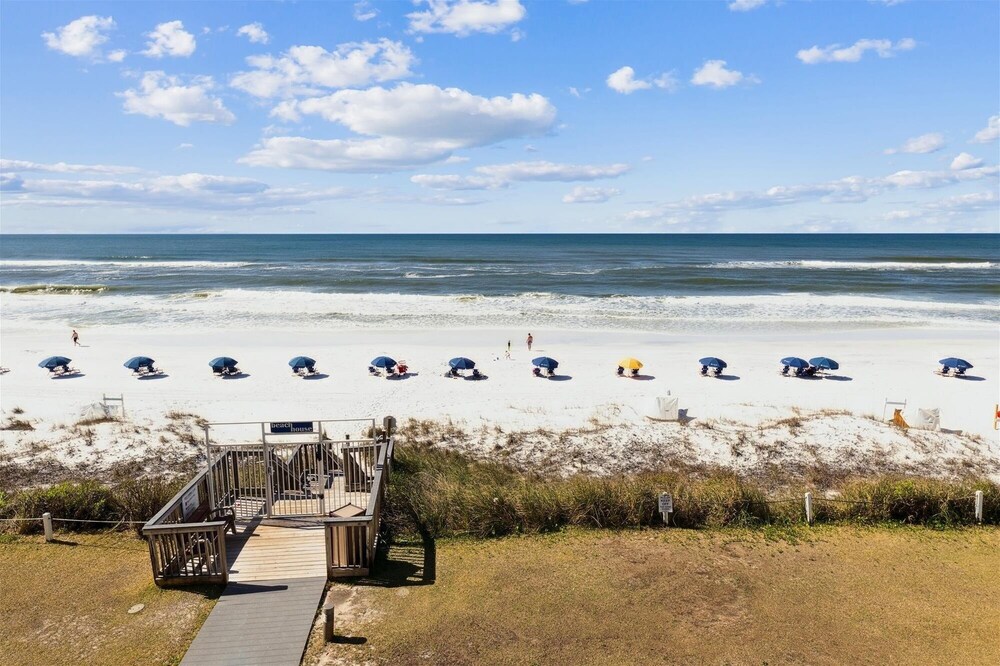 Beach House 305b 1 Bedroom Condo by RedAwning, photo 17