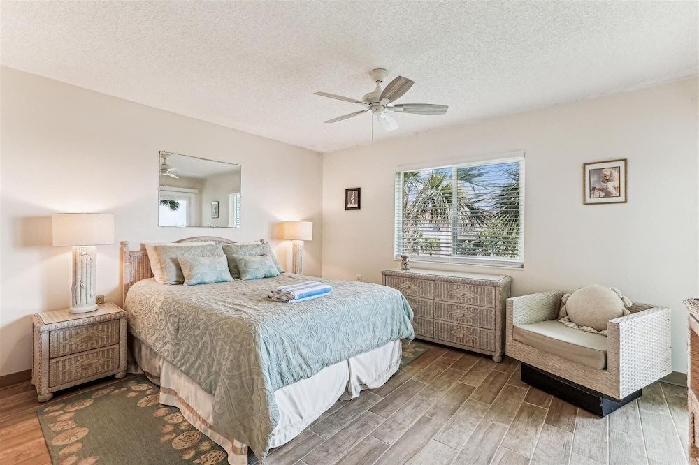 Cozy St. Augustine Getaway Scenic Views & Modern Comforts