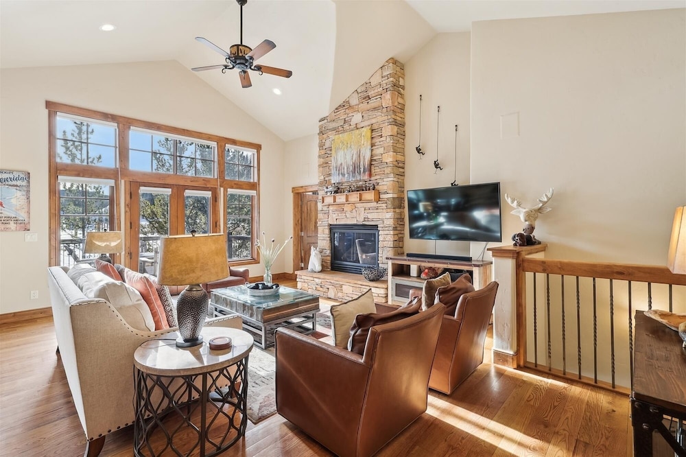 The Beaver Lodge At Breckenridge 4 Bedroom Home