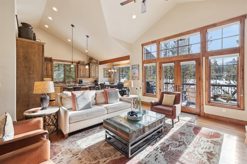 The Beaver Lodge At Breckenridge 4 Bedroom Home