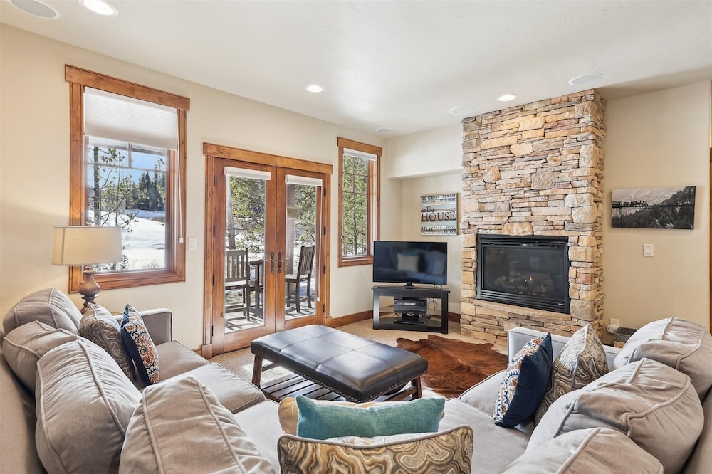 The Beaver Lodge At Breckenridge 4 Bedroom Home