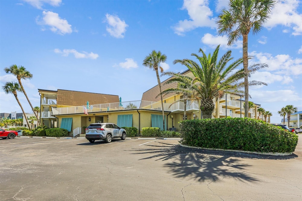 Oceanic Luxury: Historic St. Augustine Gem