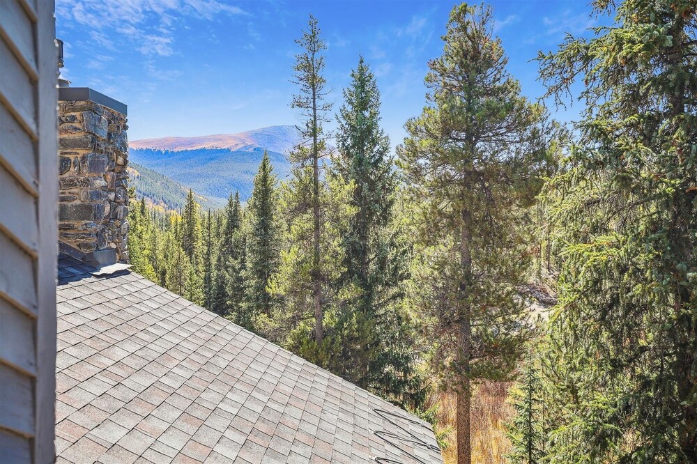 Summit Solitude Estate 3 Bedroom Home