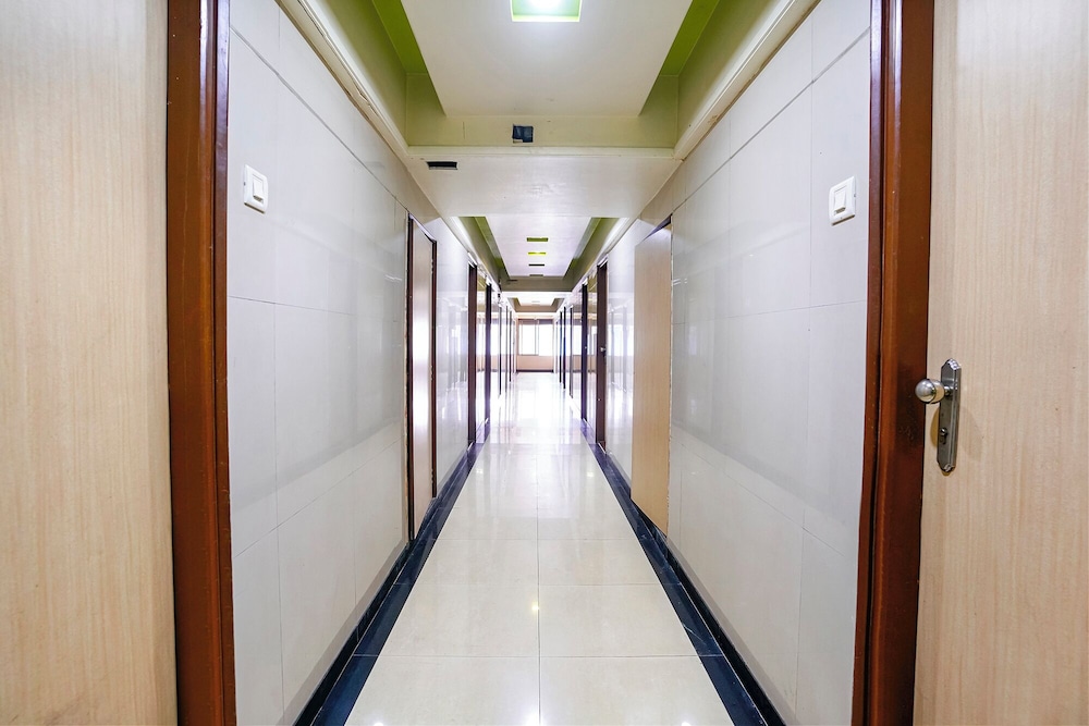 Fabhotel Guru Heritage