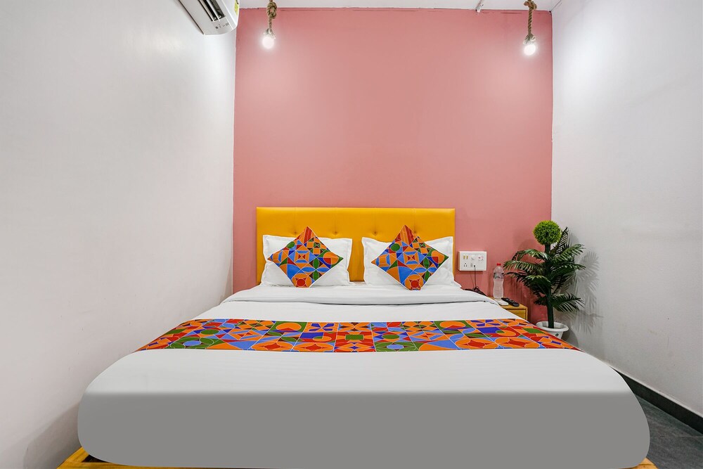 Hotel Skycity Premium AC Room in Surat