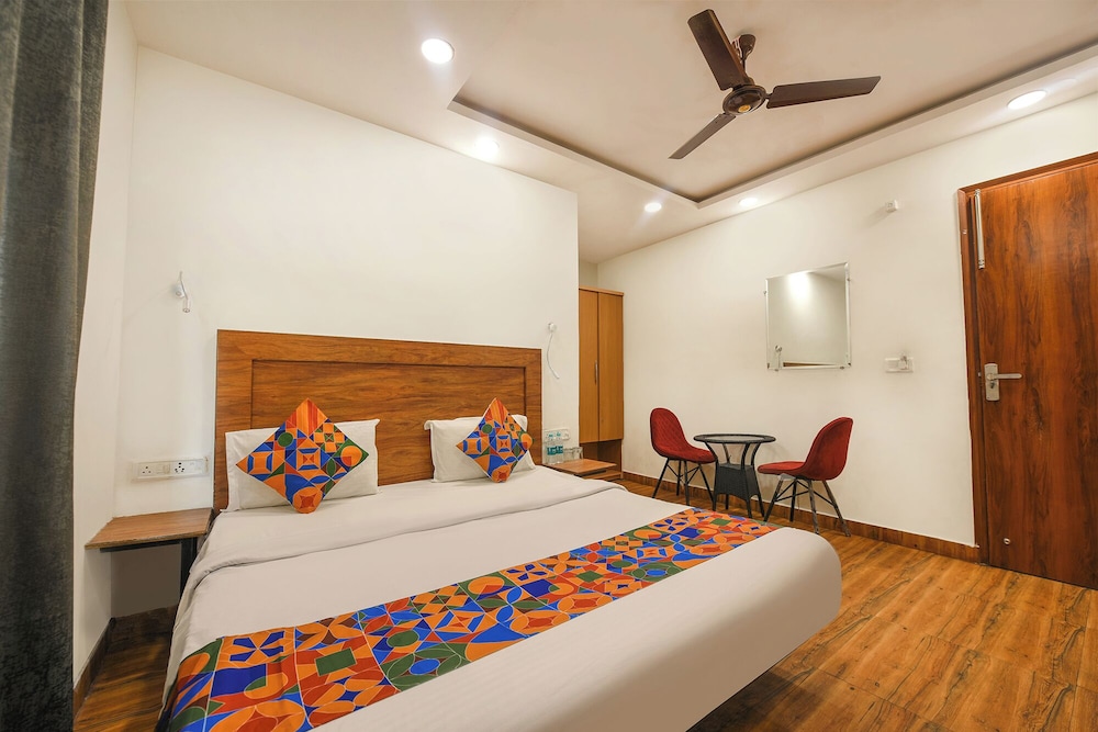 Fabhotel Santosh Residency