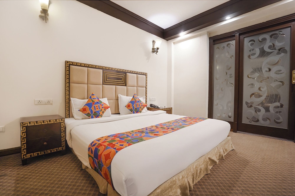 Fabhotel Nfc Royale