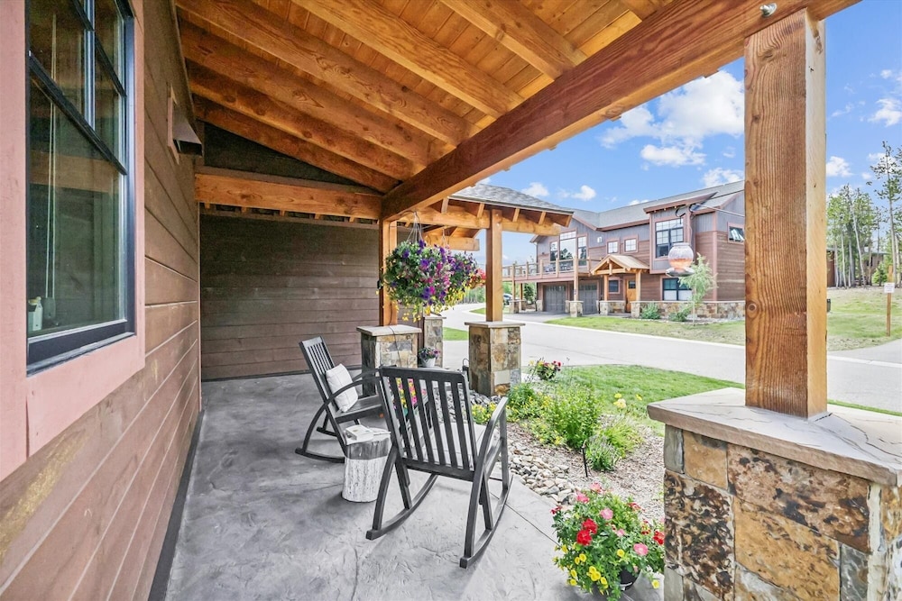 Breck Mountain Getaway 4 Bedroom Home