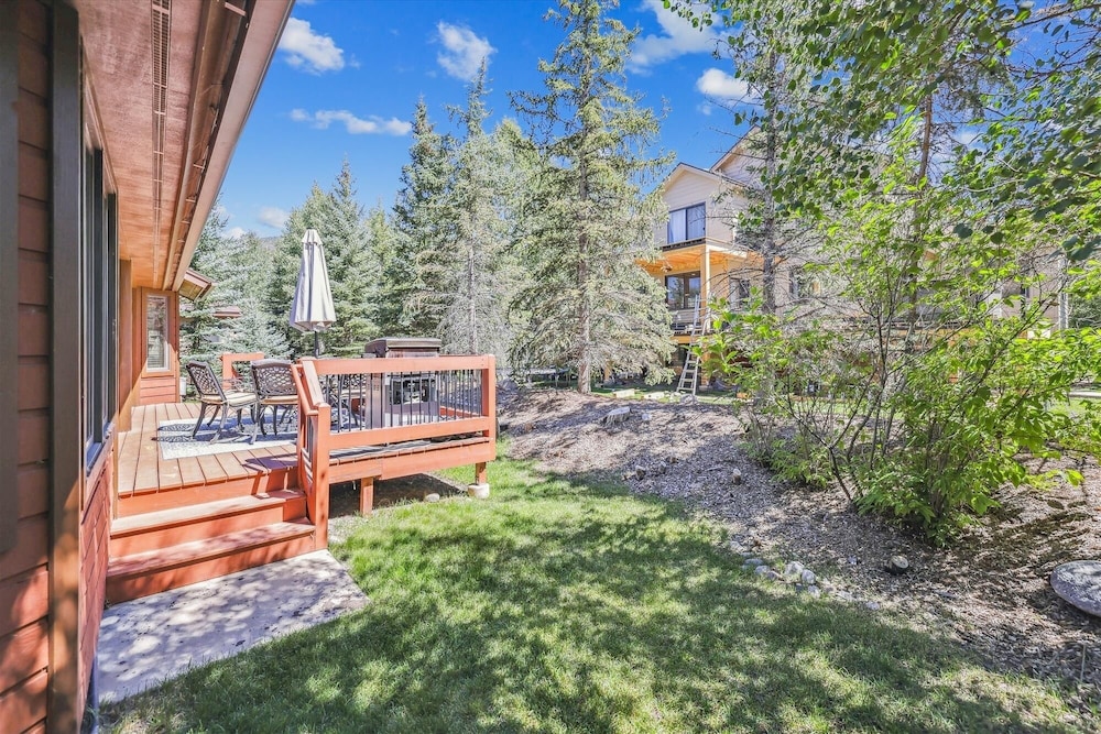 Legend Lake Lookout 4 Bedroom Home