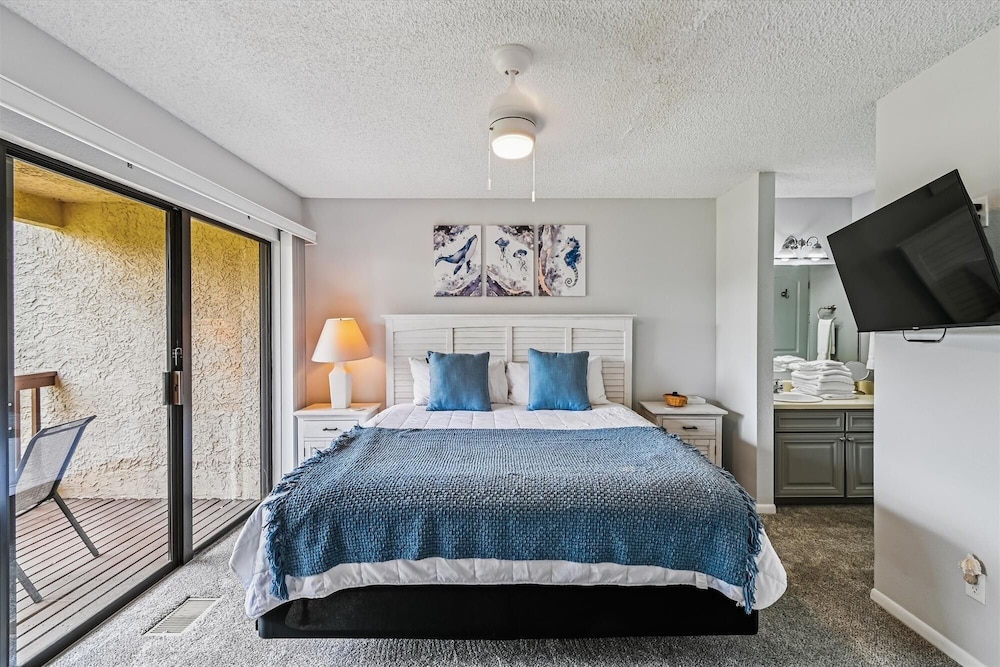 Beachwalk 18d 2 Bedroom Townhouse
